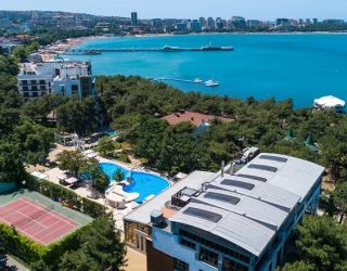 Отель "ПРИМОРЬЕ GRAND RESORT HOTEL" / "Приморье Гранд Резорт"