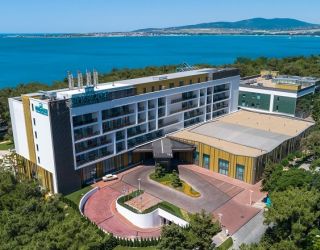 Отель "ПРИМОРЬЕ GRAND RESORT HOTEL" / "Приморье Гранд Резорт"