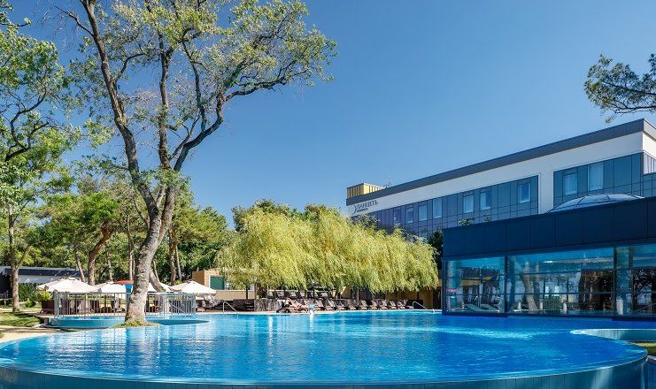 Отель "ПРИМОРЬЕ GRAND RESORT HOTEL" / "Приморье Гранд Резорт"