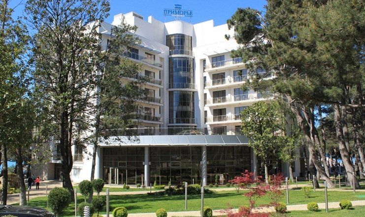 Отель "ПРИМОРЬЕ GRAND RESORT HOTEL" / "Приморье Гранд Резорт"