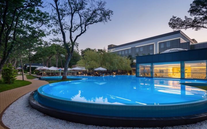 Отель "ПРИМОРЬЕ GRAND RESORT HOTEL"